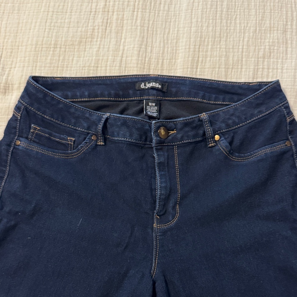 d. jeans Women's Dark Blue Straight Leg Jeans - Picture 3 of 5